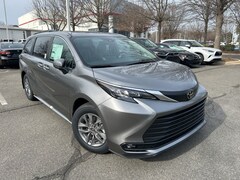 2026 Toyota Sienna XLE Van Passenger Van
