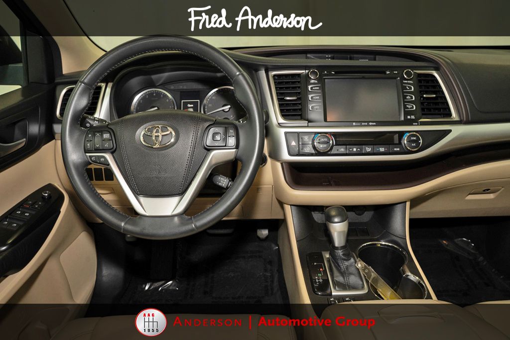 Used 2016 Toyota Highlander XLE with VIN 5TDKKRFH3GS153032 for sale in Raleigh, NC