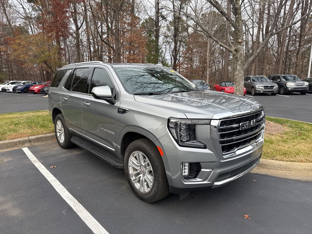 2023 GMC Yukon SLT's photo