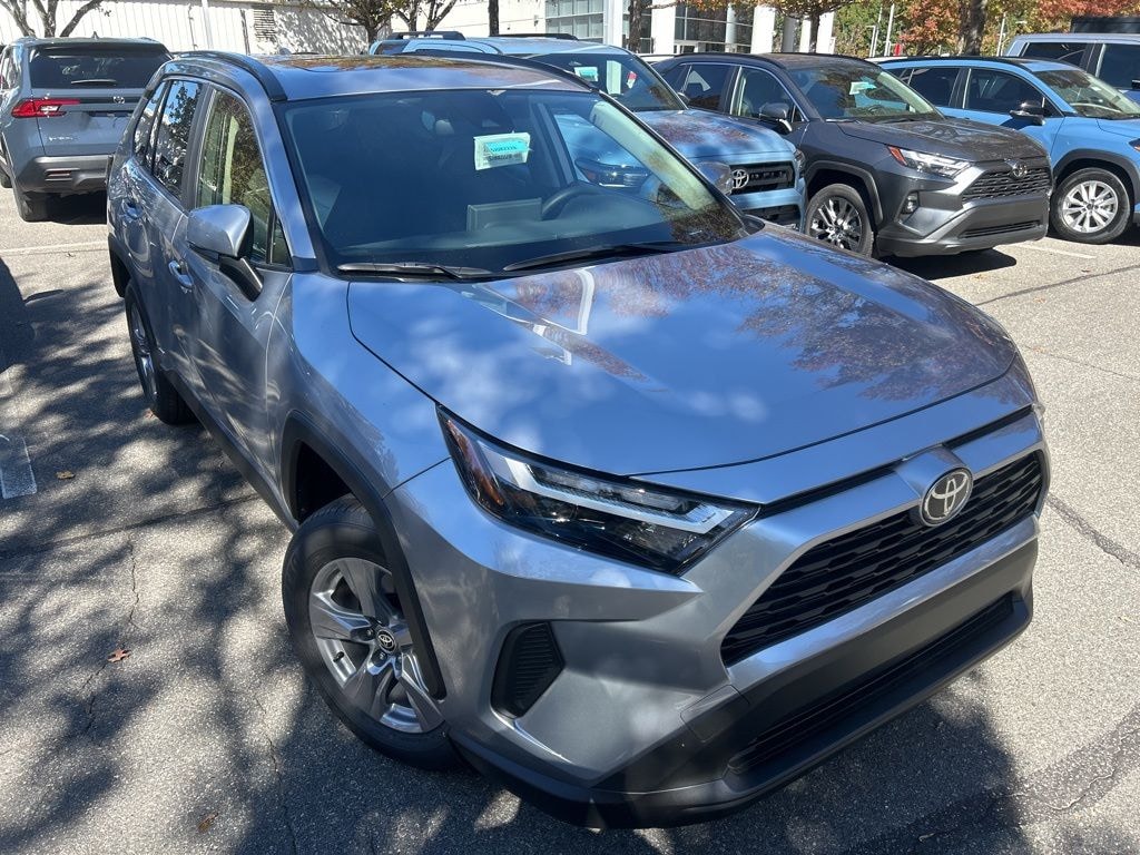 New 2025 Toyota RAV4 Hybrid XLE SUV
