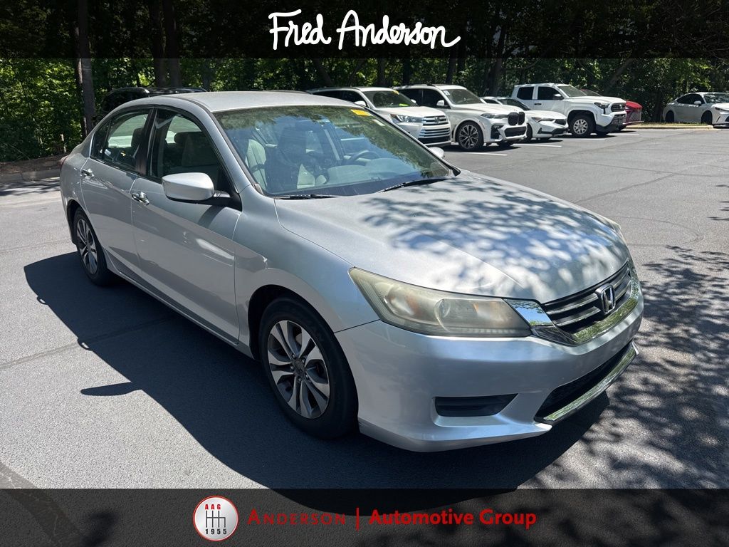 2013 Honda Accord LX Auto's photo