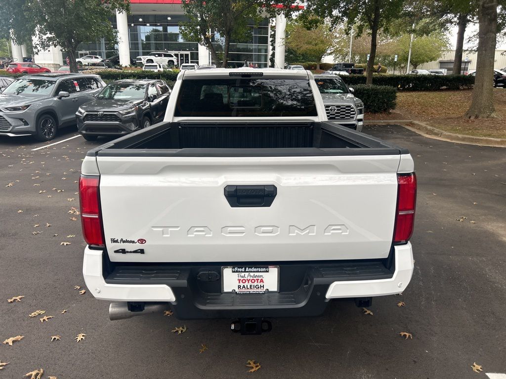 2025 Toyota Tacoma TRD Off-Road Double Cab photo 4