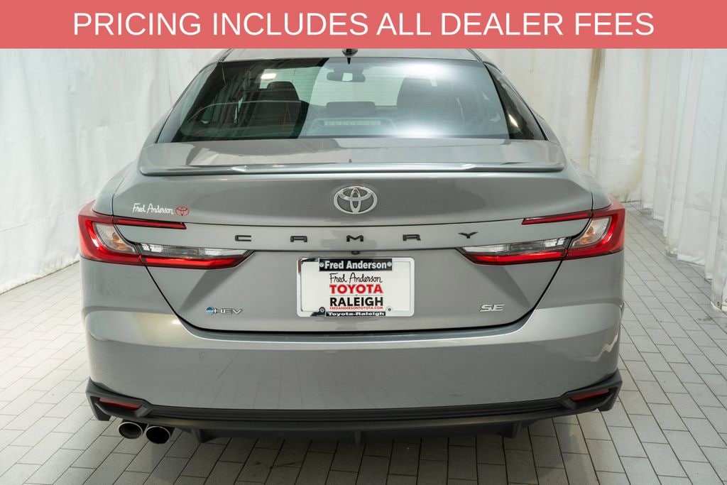 Used 2025 Toyota Camry SE Sedan
