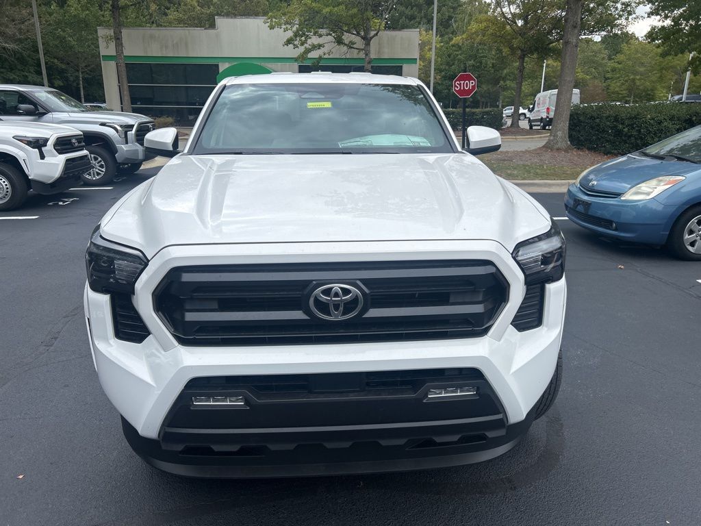 2025 Toyota Tacoma SR5 photo 2