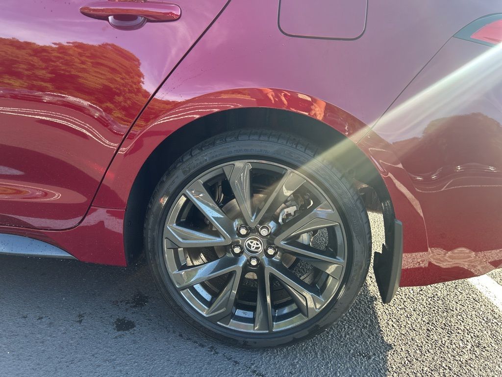 2026 Toyota Corolla SE photo 3