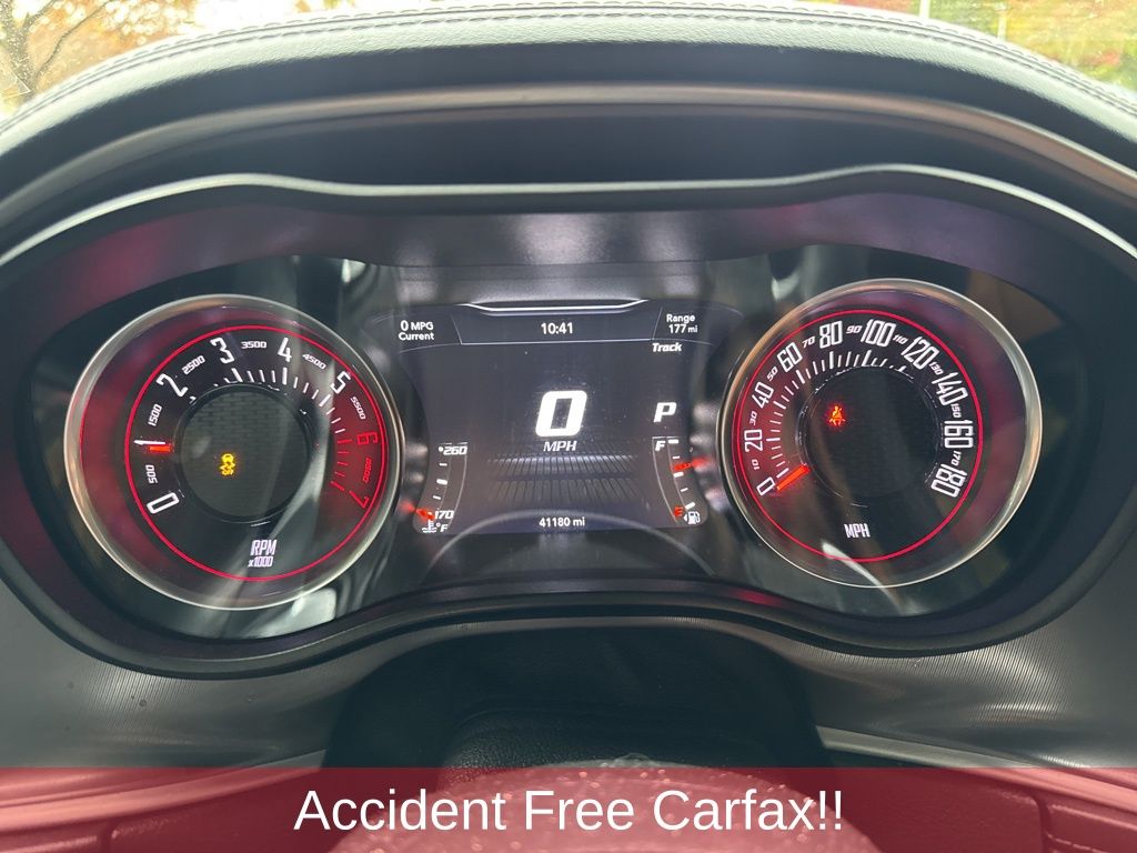 2022 Dodge Challenger R/T Scat Pack photo 3