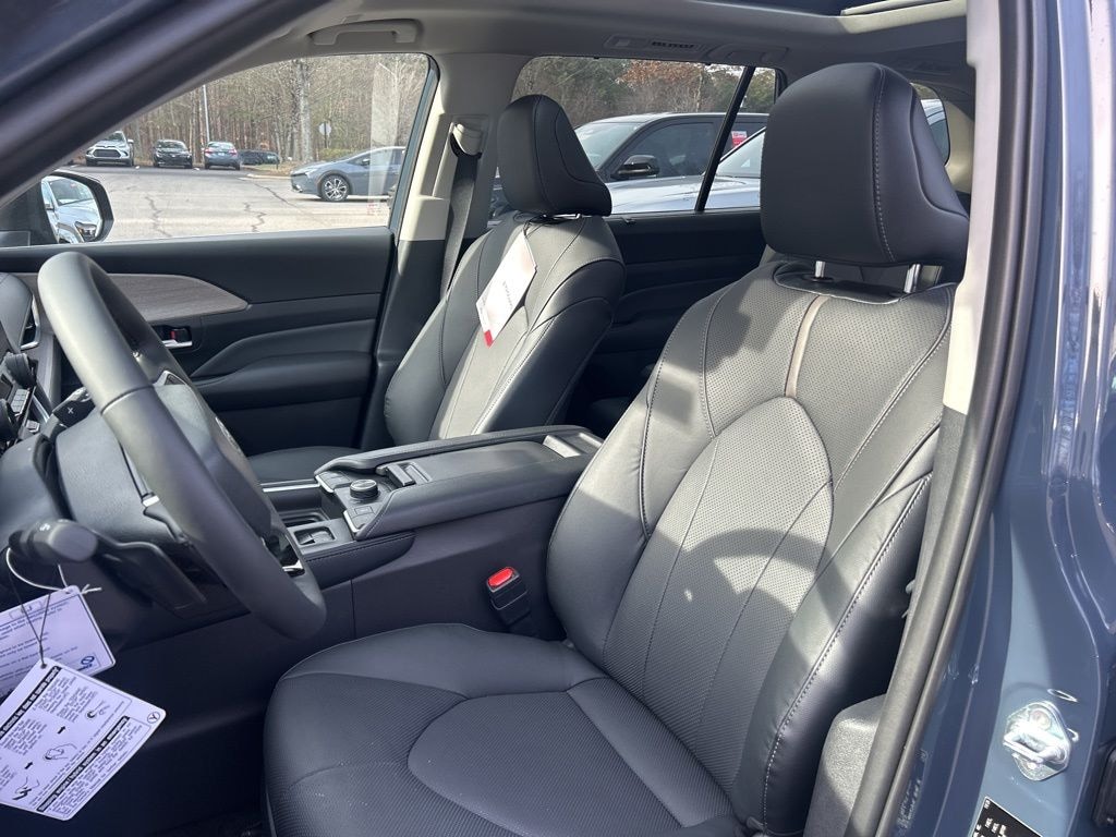 New 2026 Toyota Grand Highlander Platinum SUV