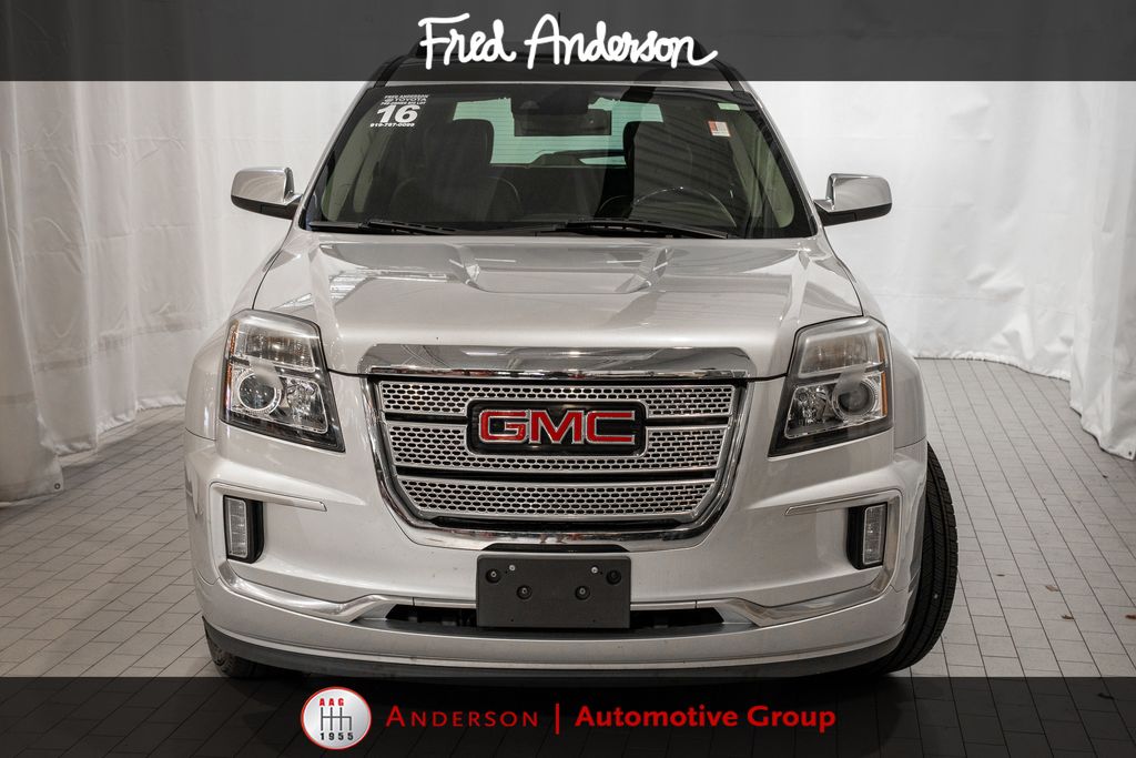 2016 Gmc Terrain Denali photo 2