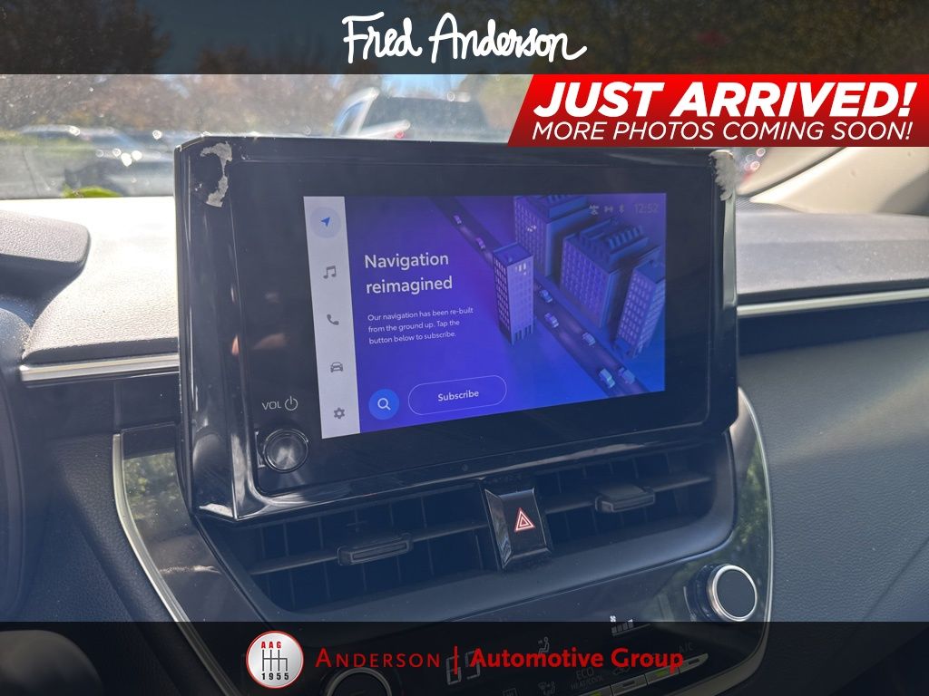 2024 Toyota Corolla LE photo 3