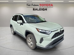 2022 Toyota RAV4 XLE SUV