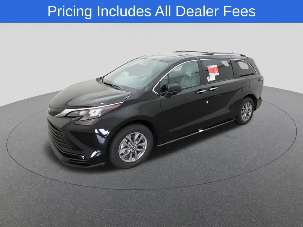 2026 Toyota Sienna XLE Van Passenger Van