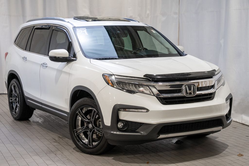 2021 Honda Pilot Elite's photo