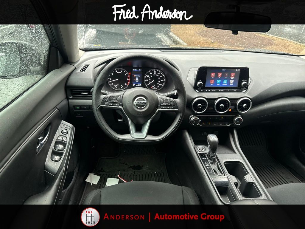 2022 Nissan Sentra S photo 2