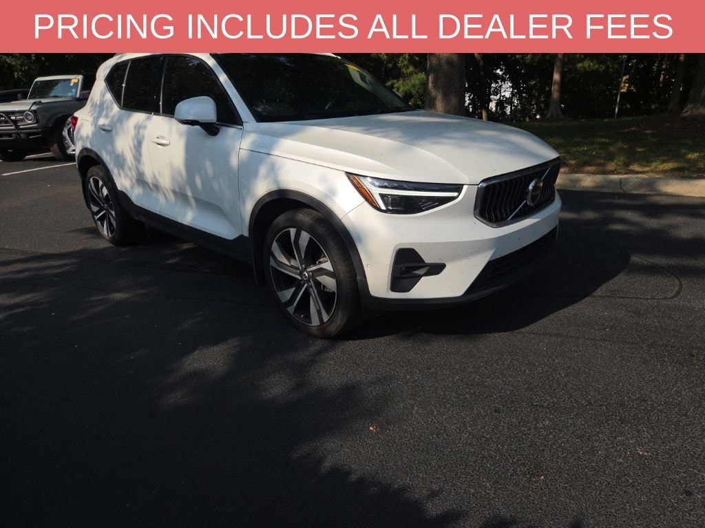 Used 2024 Volvo XC40 B5 Plus Bright Theme SUV