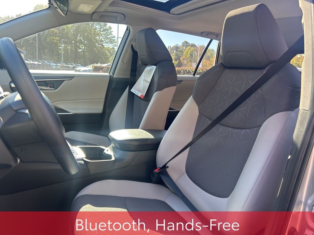 New 2025 Toyota RAV4 Hybrid XLE SUV