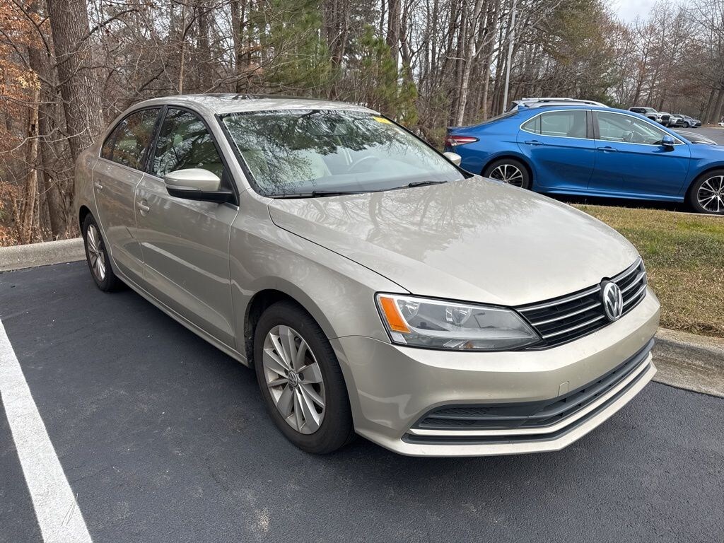 Used 2015 Volkswagen Jetta 1.8T SE Sedan