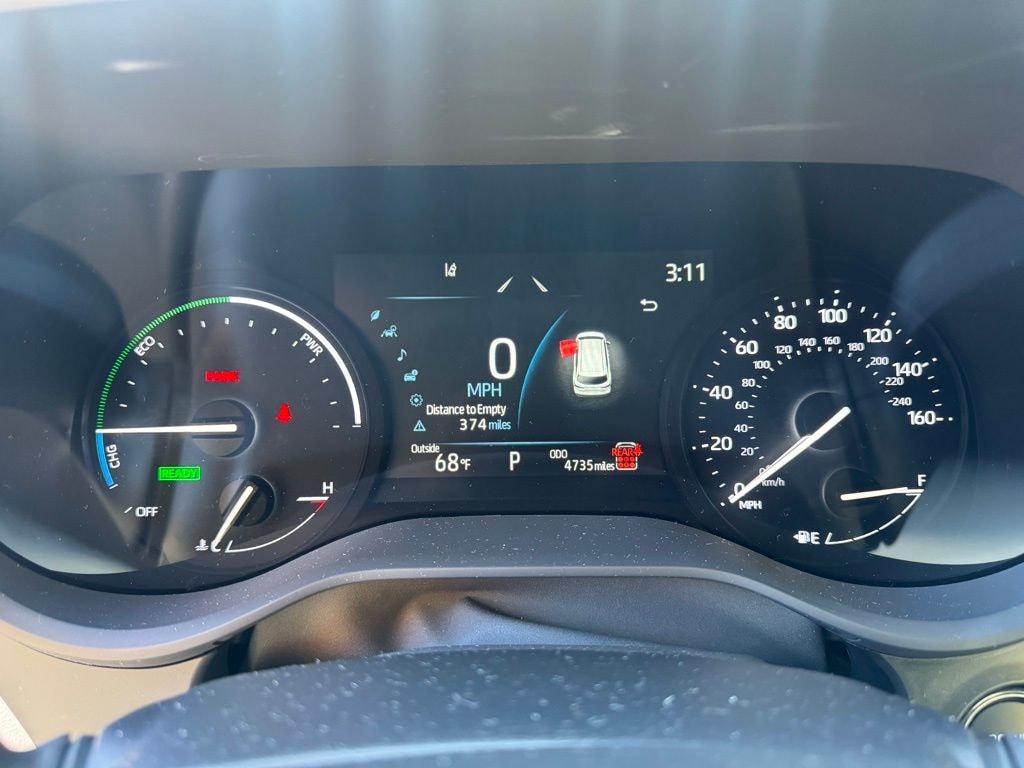 Used 2025 Toyota Sienna XLE Minivan/Van