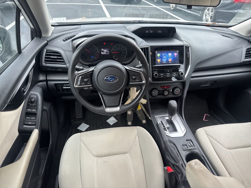 2019 Subaru Impreza 2.0i Premium photo 2