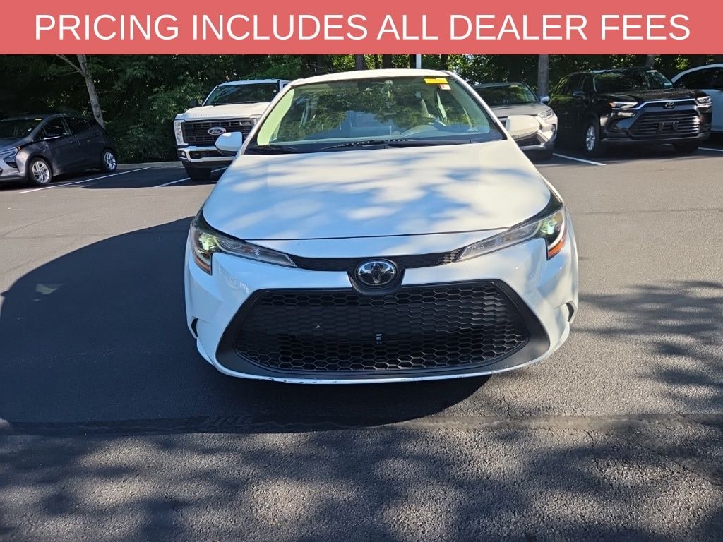 Used 2022 Toyota Corolla LE Sedan
