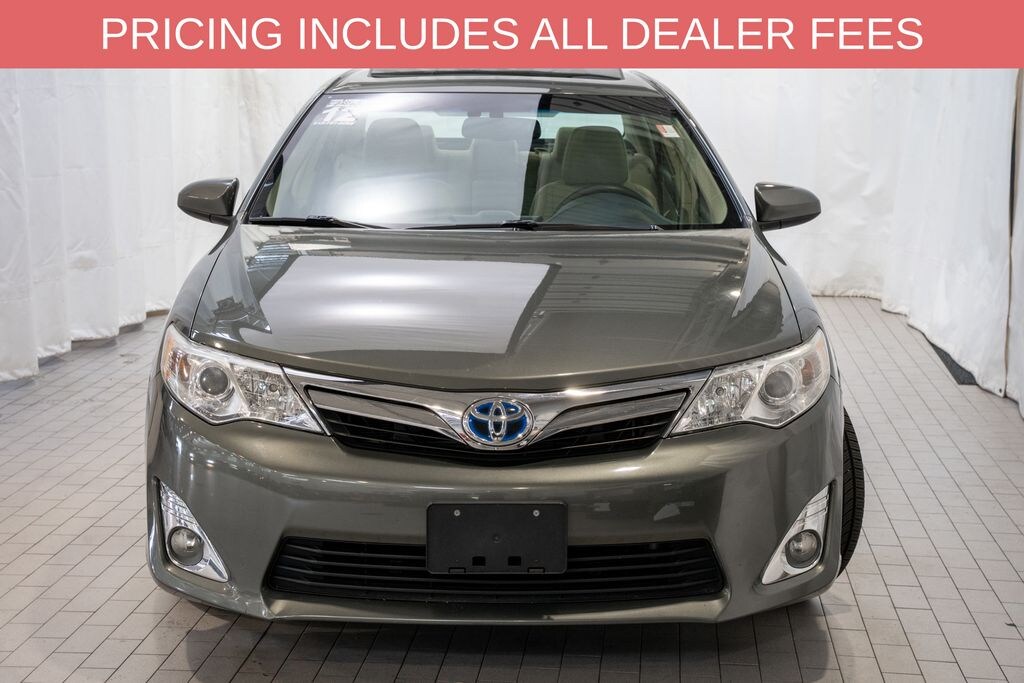 Used 2012 Toyota Camry Hybrid XLE Sedan
