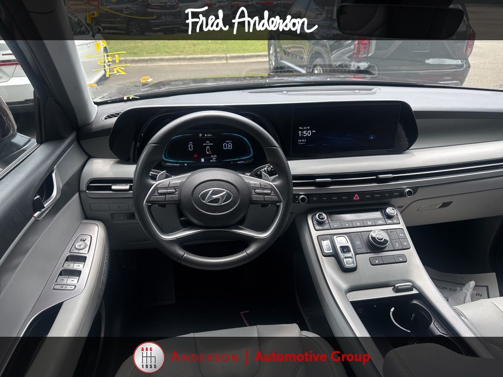 2024 Hyundai Palisade SEL photo 2