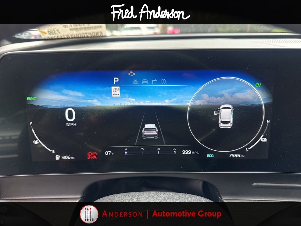 2024 Kia Sportage Plug-In Hybrid X-Line Prestige photo 3