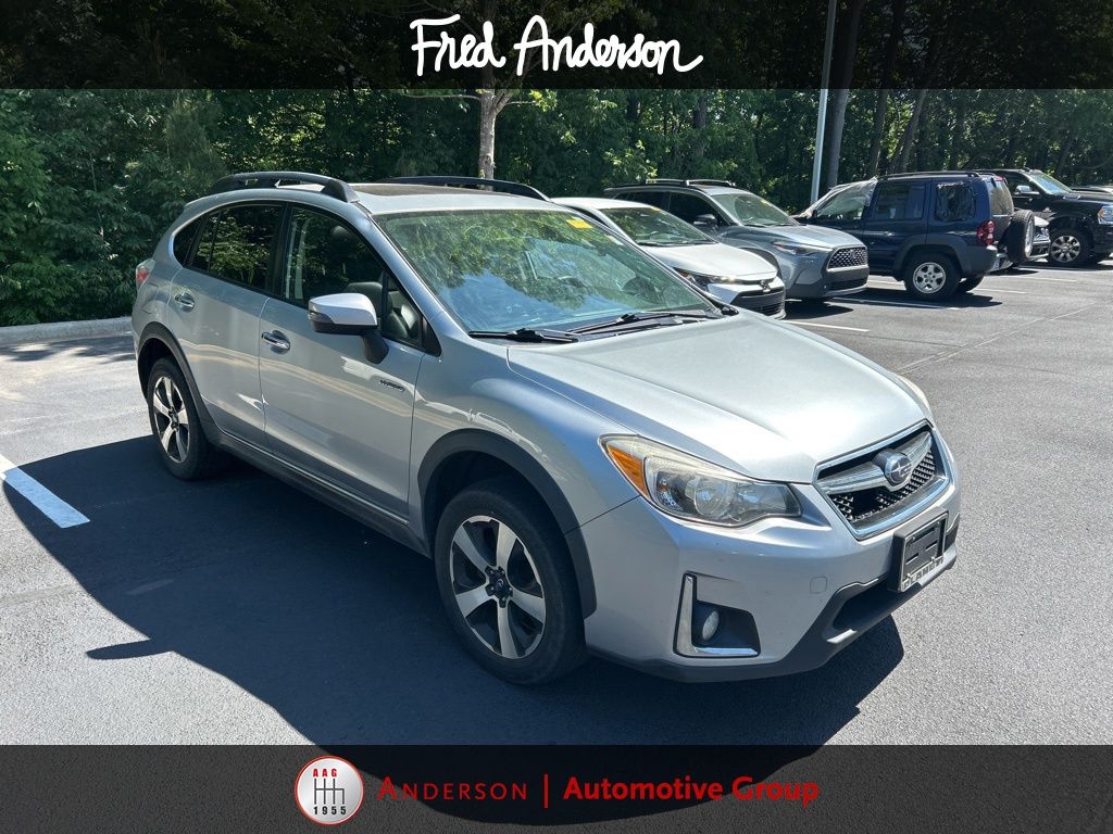 2016 Subaru Crosstrek Hybrid Touring's photo