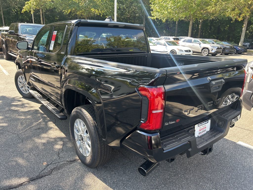 2025 Toyota Tacoma SR5 photo 2
