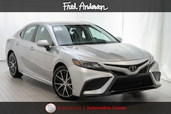 2024 Toyota Camry SE Sedan