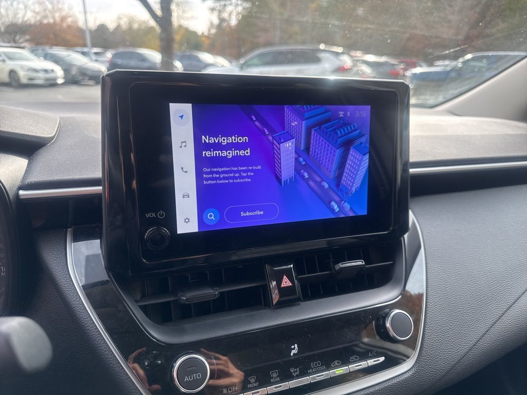 2024 Toyota Corolla LE photo 4