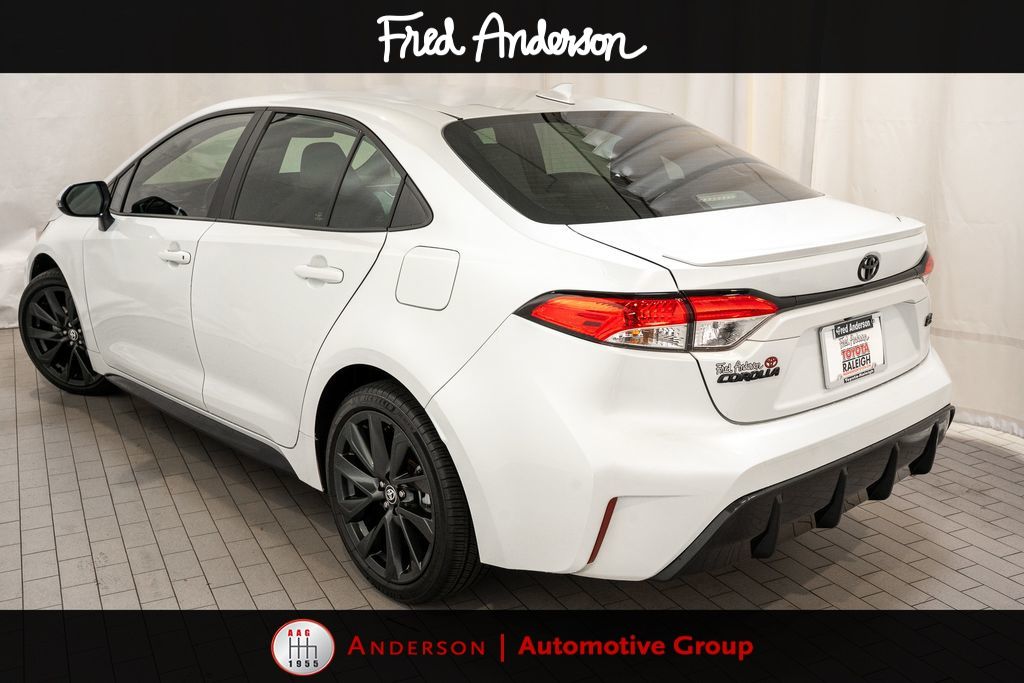 2023 Toyota Corolla SE photo 4