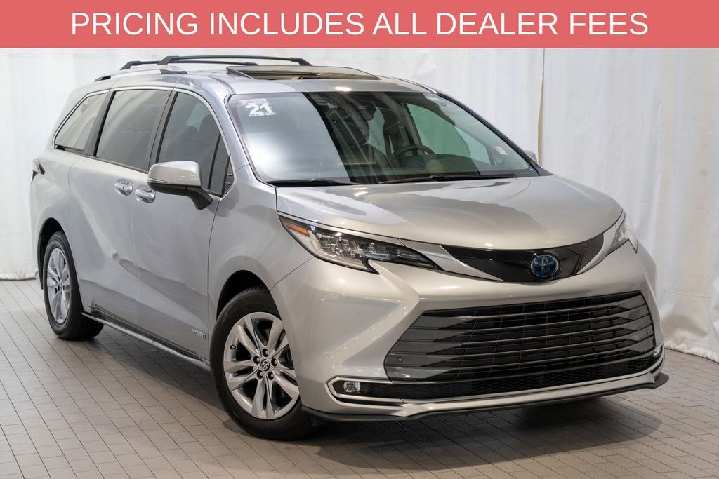 Certified 2021 Toyota Sienna Limited Minivan/Van