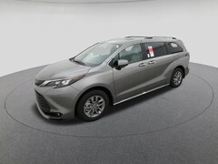 2026 Toyota Sienna XLE Van Passenger Van