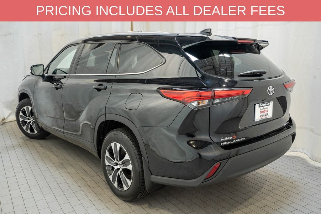 Used 2022 Toyota Highlander XLE SUV