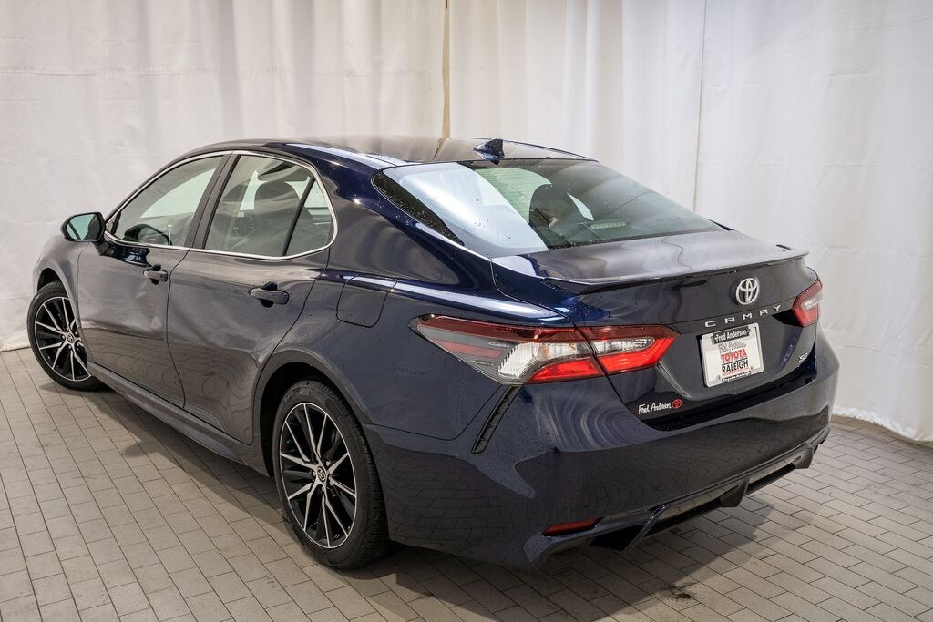 Used 2021 Toyota Camry SE Sedan
