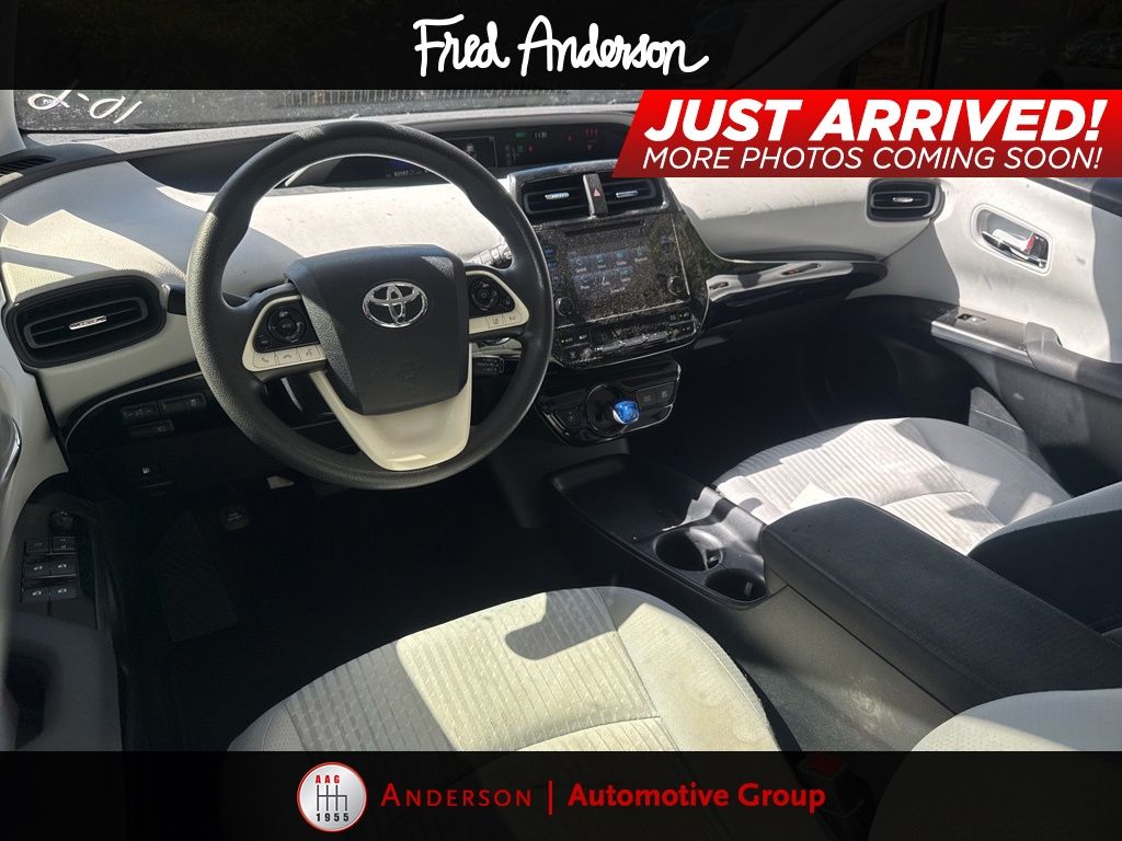 2017 Toyota Prius Two photo 2