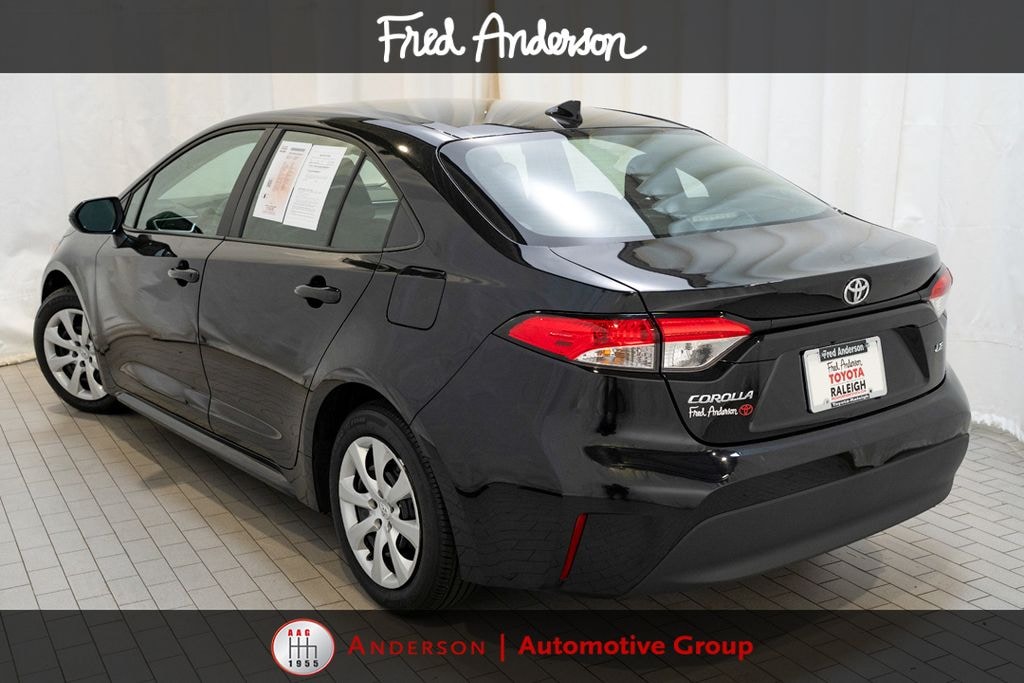 Used 2025 Toyota Corolla LE Sedan