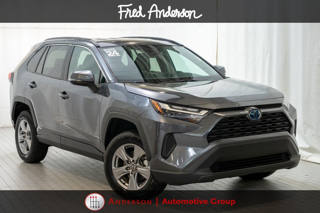 2024 Toyota RAV4 Hybrid LE AWD's photo