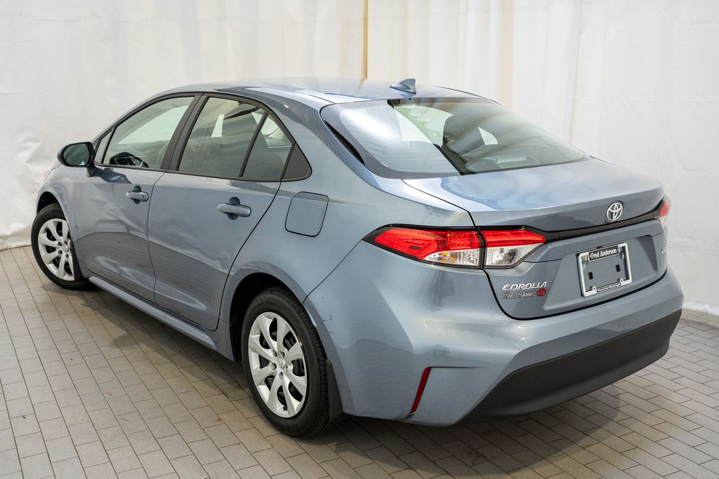 2026 Toyota Corolla LE photo 4
