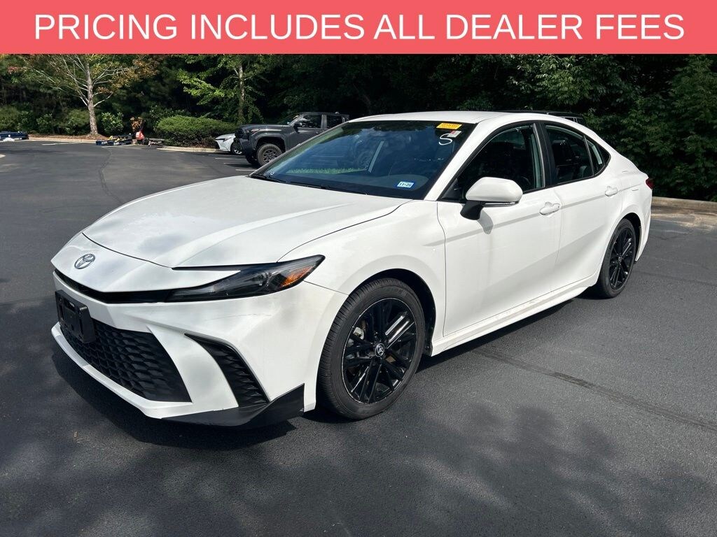 Used 2025 Toyota Camry SE Sedan