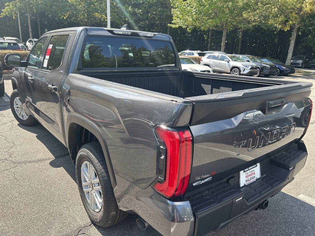 2026 Toyota Tundra SR5 CrewMax photo 3