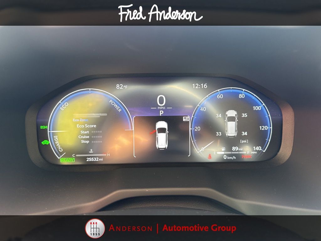 2023 Toyota RAV4 Hybrid Limited photo 3