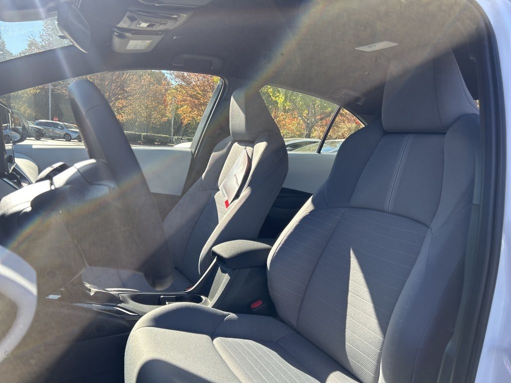 New 2026 Toyota Corolla Hybrid SE Sedan