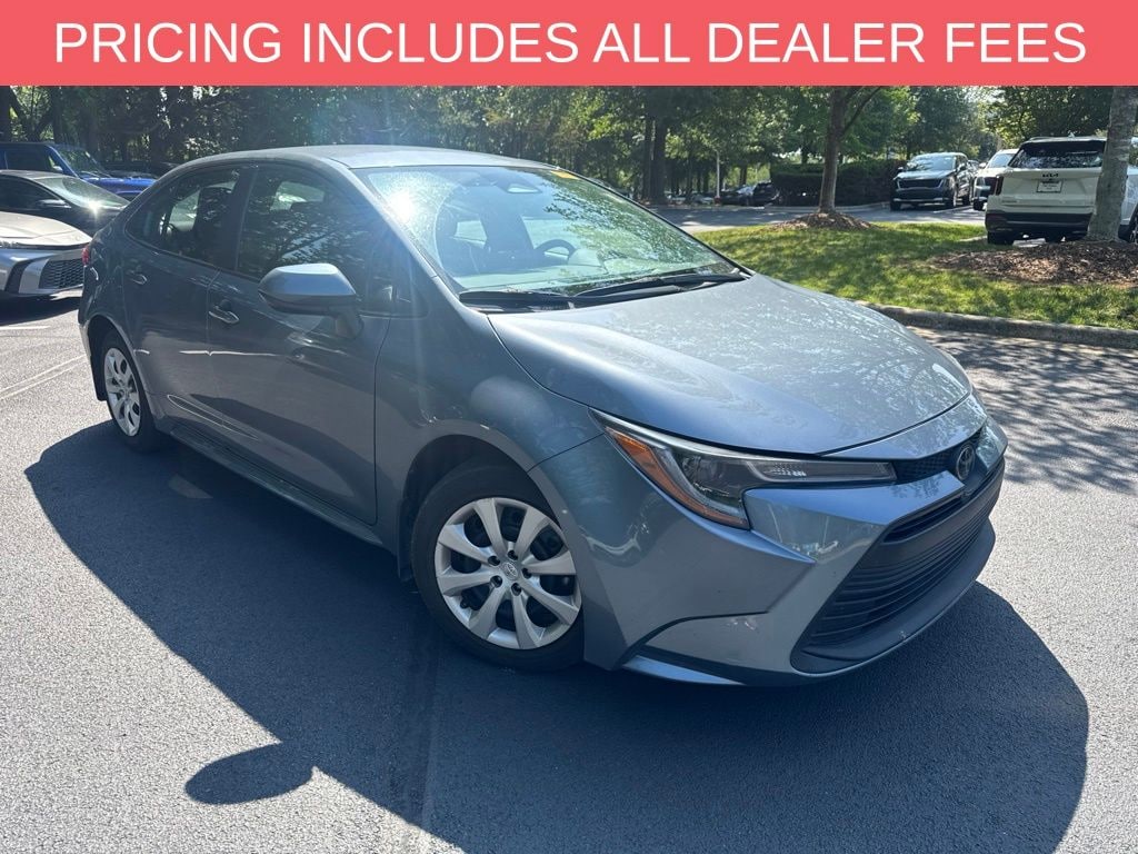 Used 2025 Toyota Corolla LE Sedan