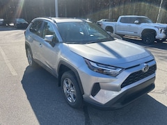 2025 Toyota RAV4 Hybrid XLE SUV