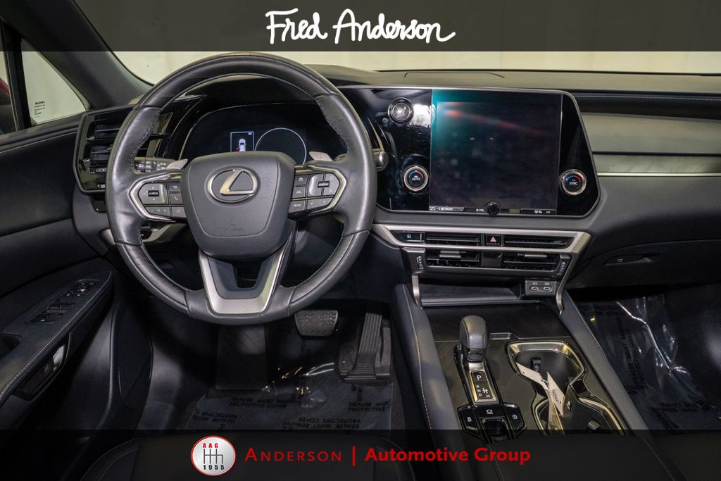 2023 Lexus RX 350 - Photo 7