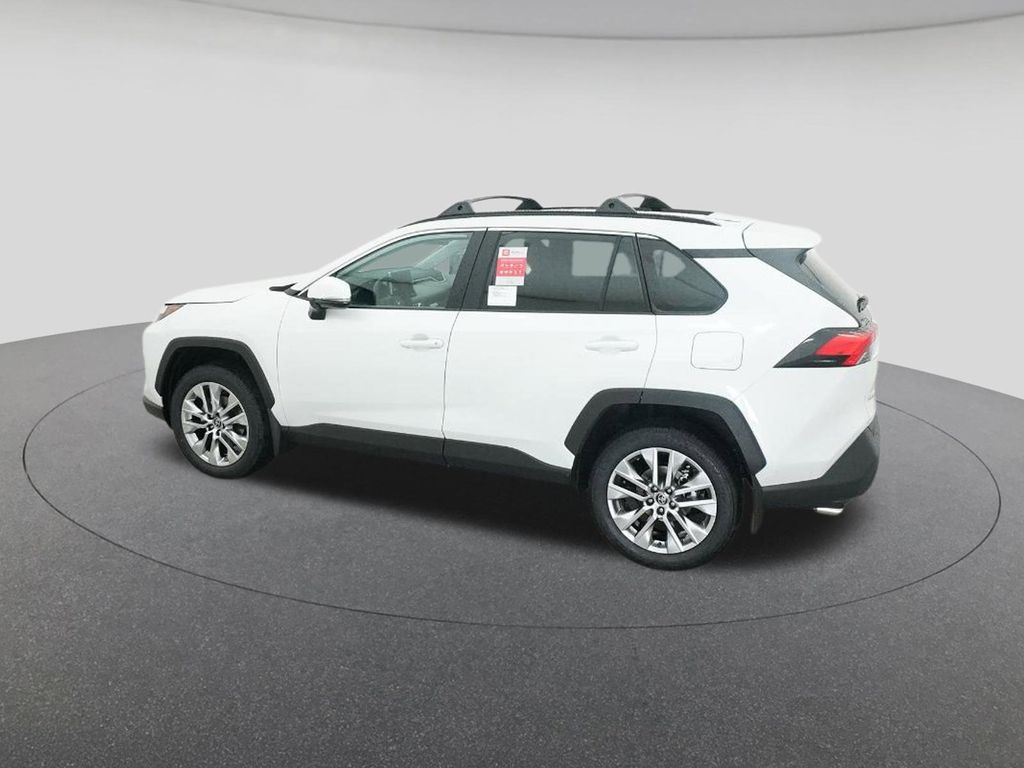 2025 Toyota RAV4 XLE Premium photo 4