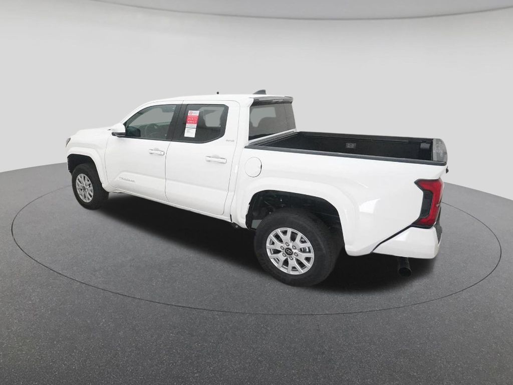 2025 Toyota Tacoma SR5 4x4 Double Cab photo 4