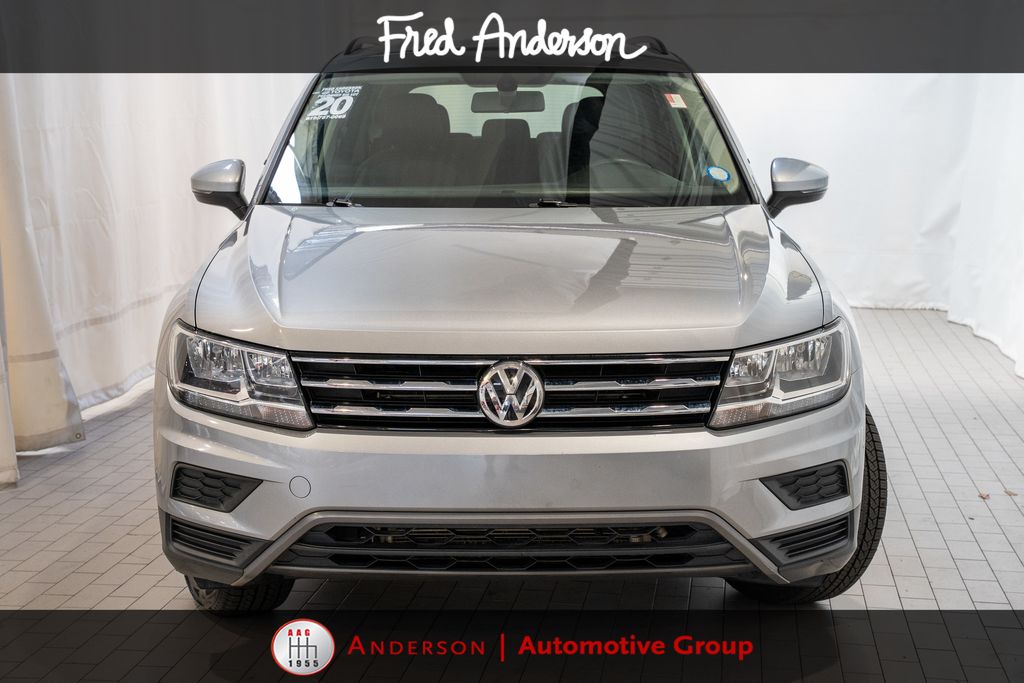 2020 Volkswagen Tiguan SE photo 3