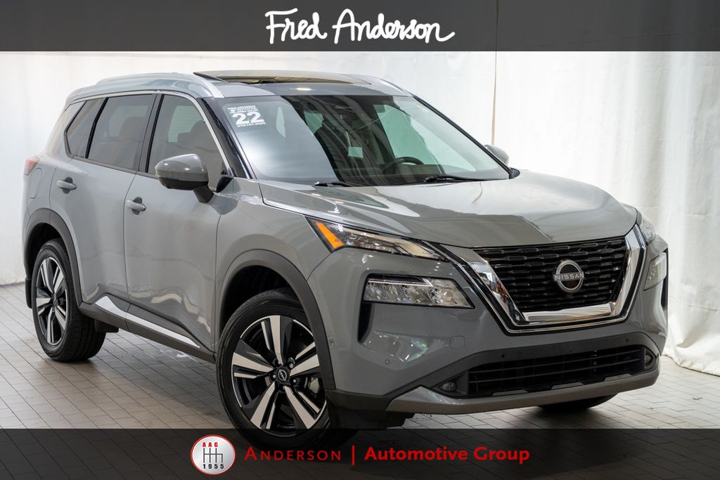 2022 Nissan Rogue SL FWD's photo